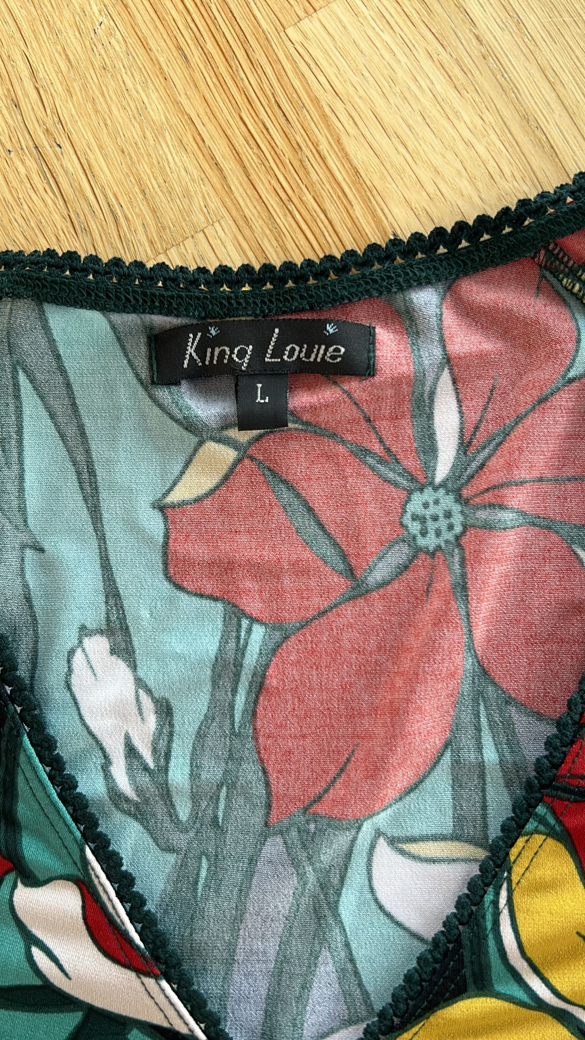 King Loiuie - maat L - crossdress