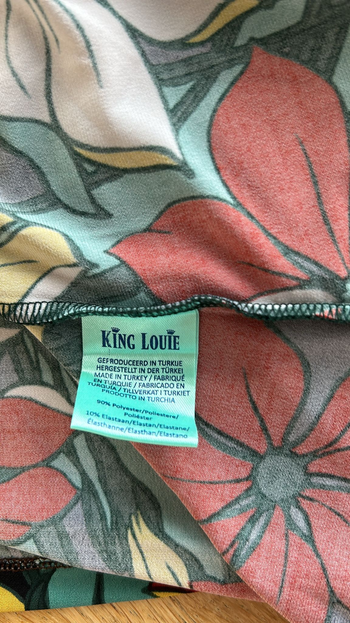 King Loiuie - maat L - crossdress