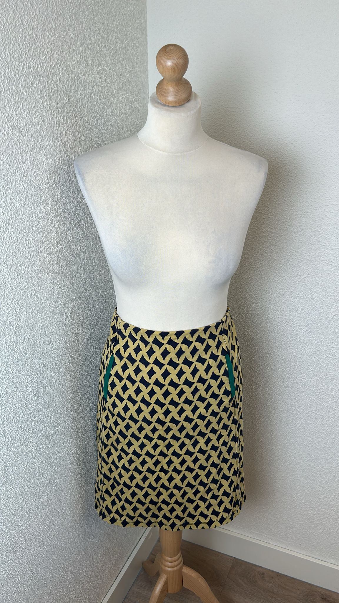 Vila Joy - maat XL - retro rok