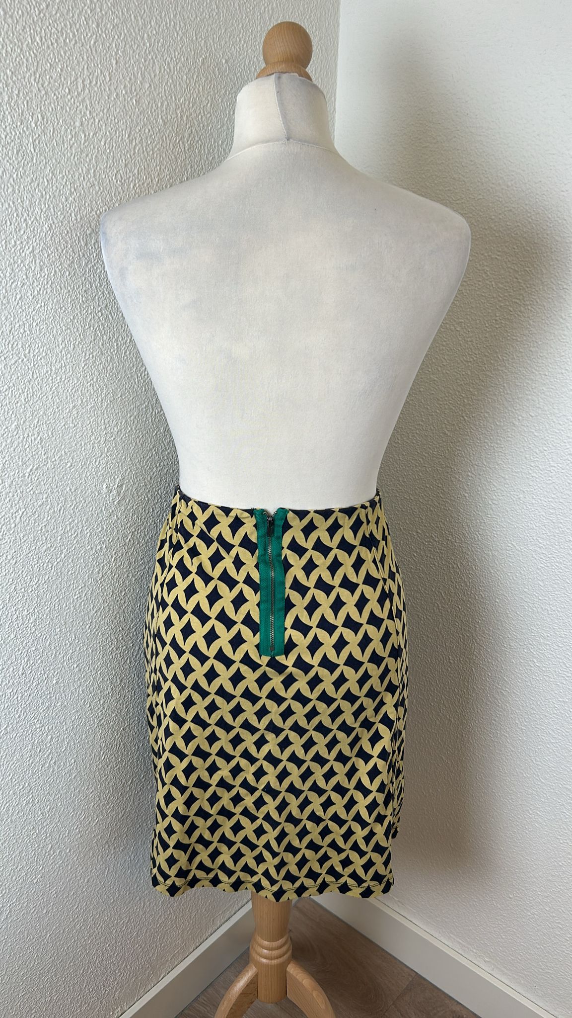 Vila Joy - maat XL - retro rok