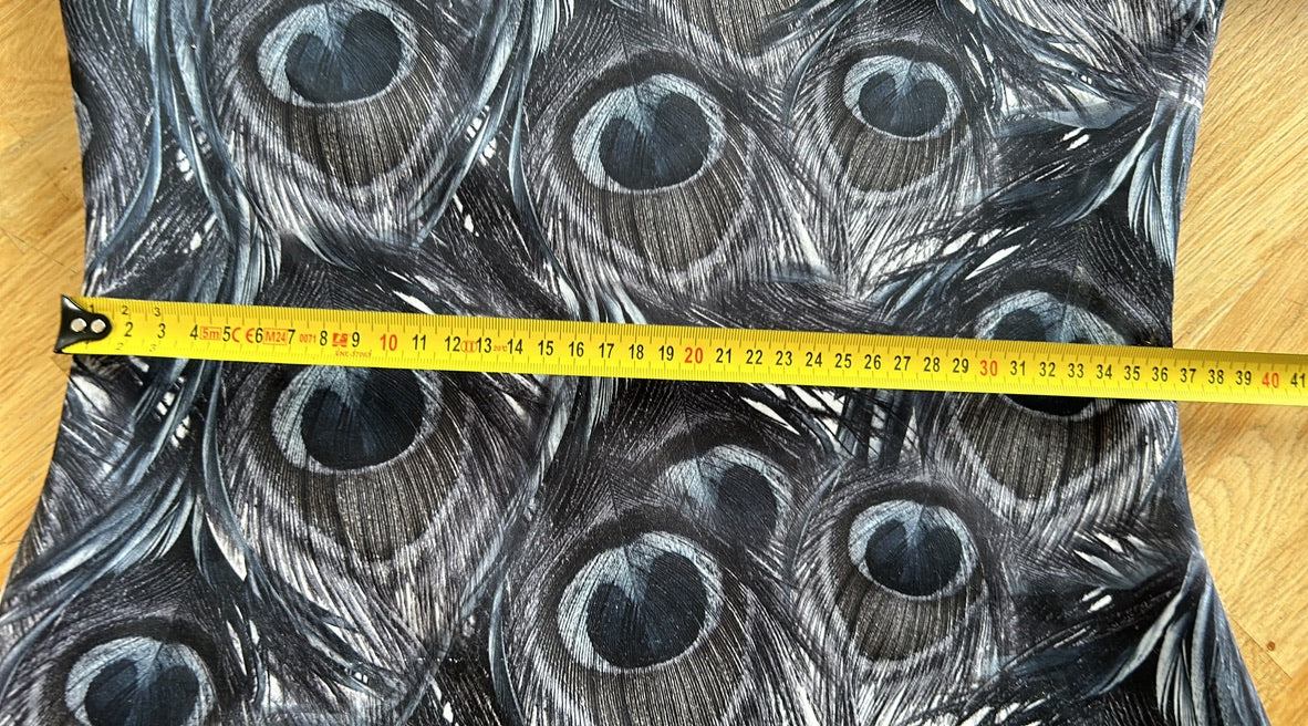 Paper Dolls - maat 40 - pauwen jurk