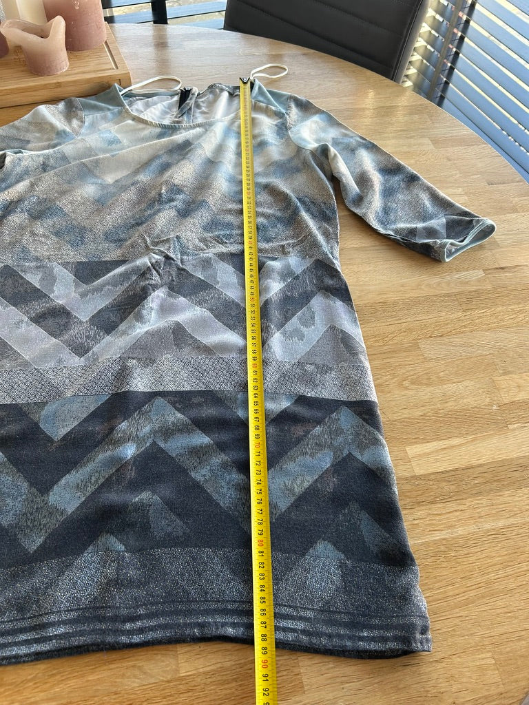 Geisha - maat 40 L - zigzag jurkje