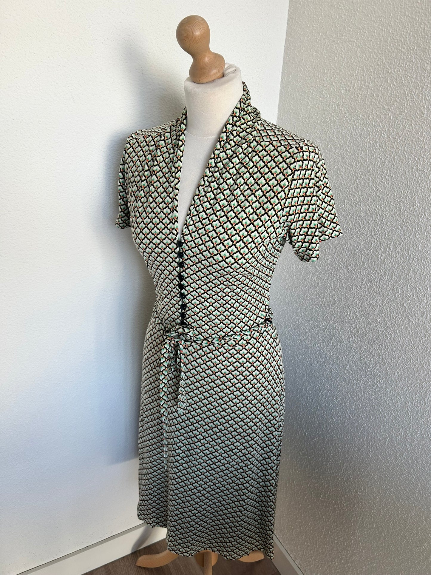 King Louie - maat L - emmy dress