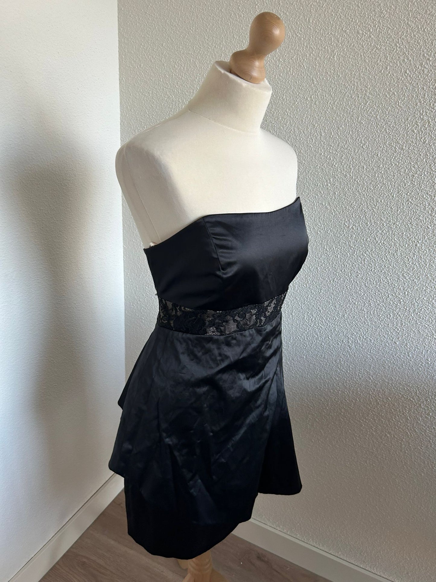 Karen Millen - maat 44 - strapless jurk