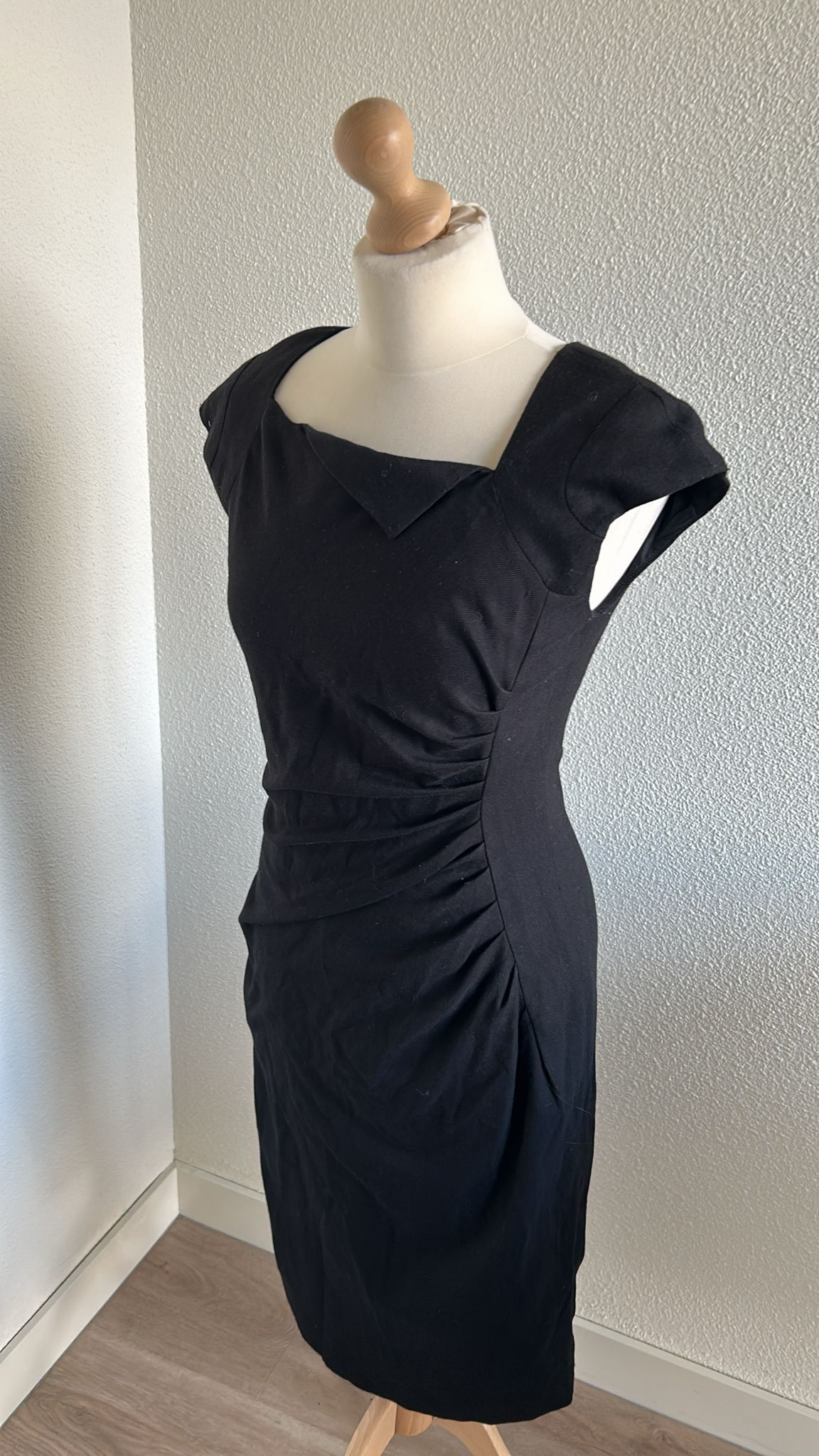 Fever- maat 38 - classy retro jurk