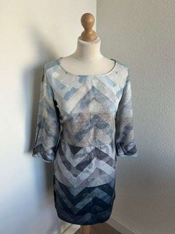 Geisha - maat 40 L - zigzag jurkje