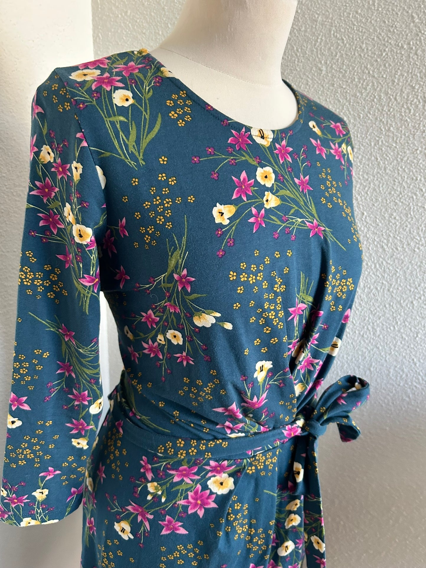 King Louie - maat L - blauwe bloemen jurk