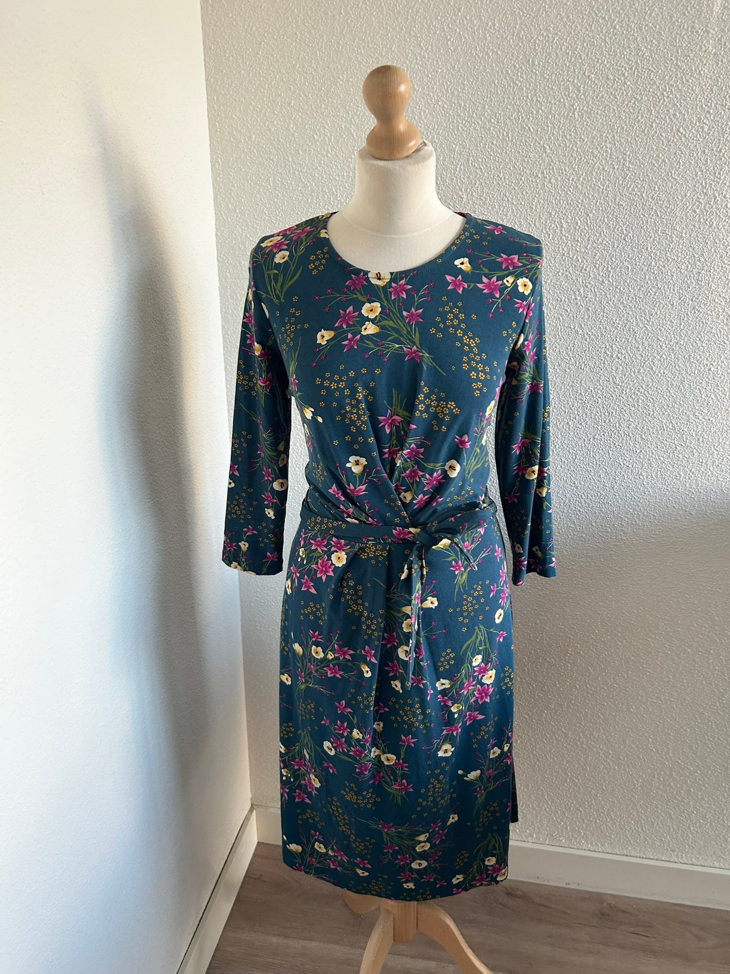 King Louie - maat L - blauwe bloemen jurk